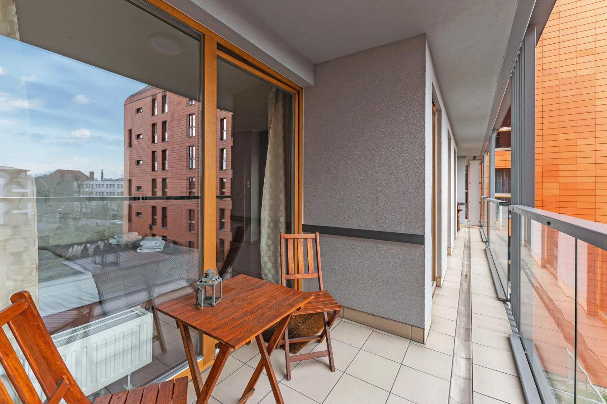 Flatbook - City Center Apartments Dwie Motlawy Gdansk Dış mekan fotoğraf